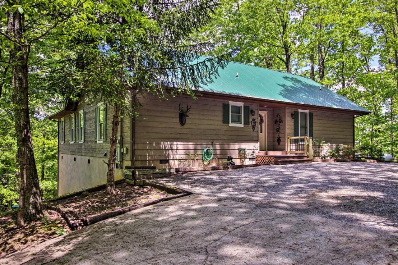 Eclectic Cabin With Hot Tub 1 Mi To Ober Gatlinburg Dış mekan fotoğraf