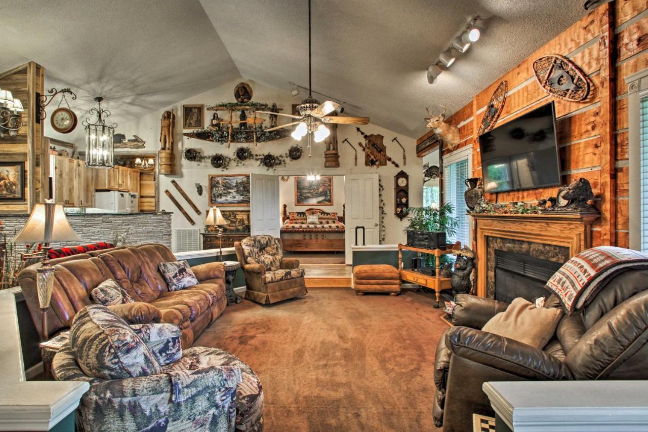 Eclectic Cabin With Hot Tub 1 Mi To Ober Gatlinburg Dış mekan fotoğraf